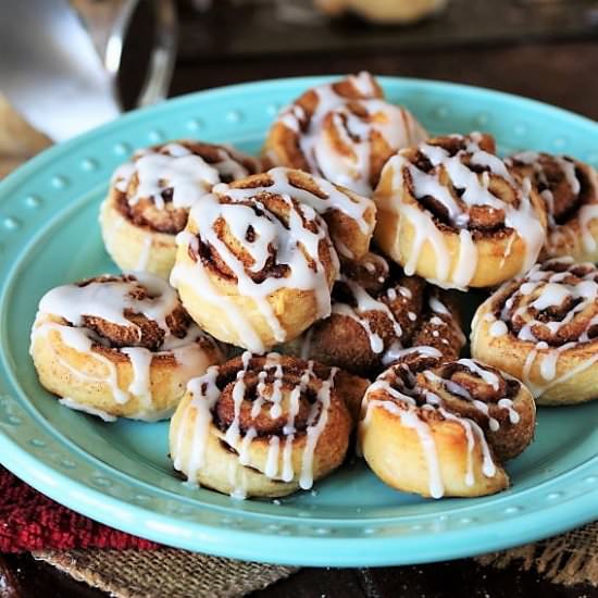 Crescent Cinnamon Roll Bites - Recipe photo by thekitchenismyplayground