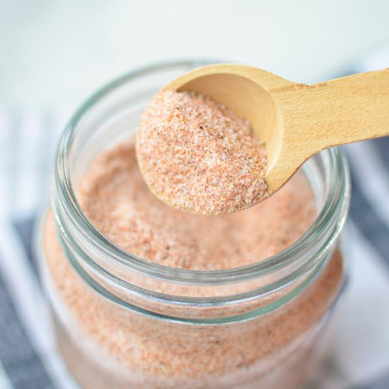 Homemade Seasoned Salt - Recipe photo by littlehomeinthemaking