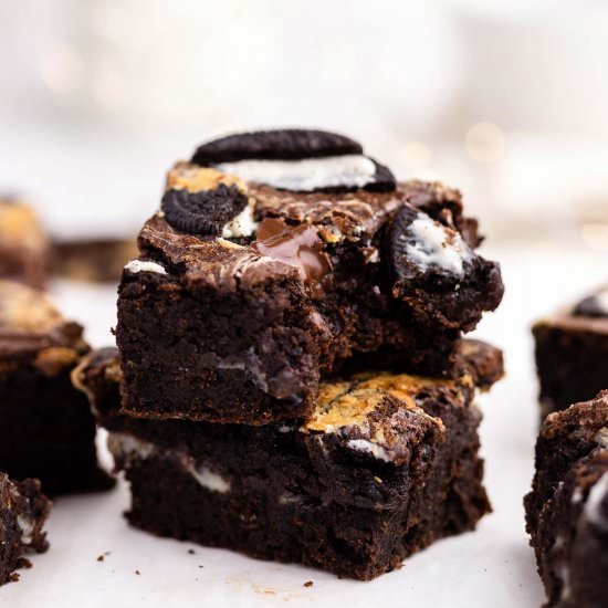Vegan Oreo Brownies - Recipe photo by TheChestnutBakery