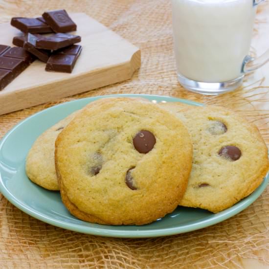 Chocolate chip cookies - Recipe photo by mecooks.com