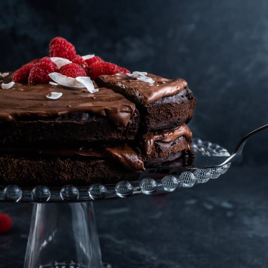 Gluten-free Almond Chocolate Cake - Recipe photo by Lifeandlemons