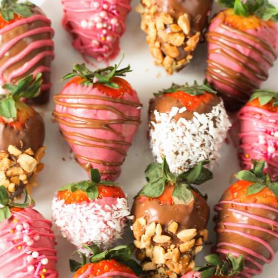 Pink Chocolate Covered Strawberries - Recipe photo by Simshomekitchen