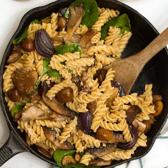 Lemon and Garlic Tahini Pasta - Recipe photo by dailydish