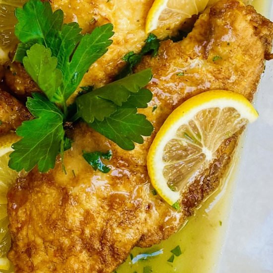 The BEST Lemon Chicken Recipe - Recipe photo by amycaseycooks