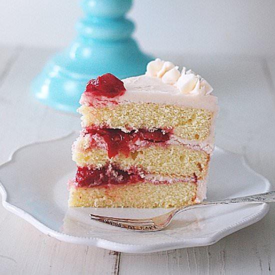 Cherry almond cake - Recipe photo by evabakes