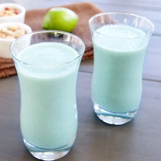 Star Wars Blue Milk - Recipe photo by browniebites