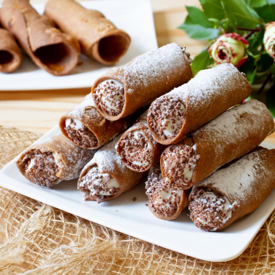 Cannoli - Recipe photo by mecooks.com