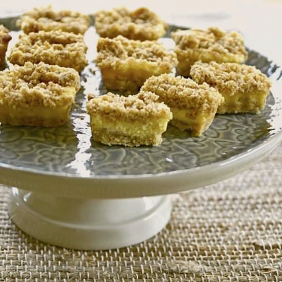 Cheesecake Bars - Recipe photo by Kitchengetaway