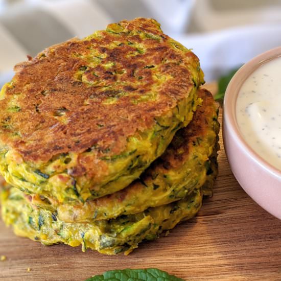 Zucchini (courgette) fritters - Recipe photo by vegbyswati