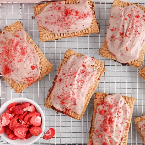 Vegan Strawberry Pop Tarts - Recipe photo by plantbasedjess
