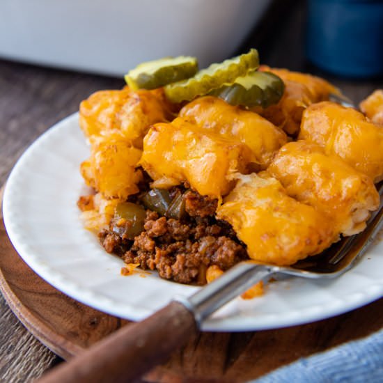 Sloppy Joe Tater Tot Casserole - Recipe photo by MamaGourmand