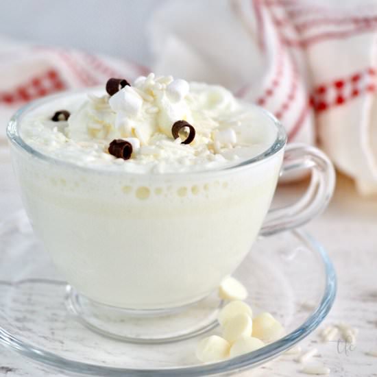 Starbucks White Hot Chocolate - Recipe photo by thefreshcooky