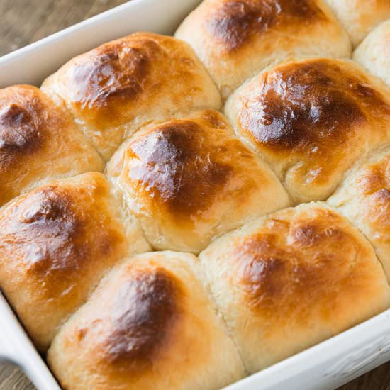 Sweet Year Dinner Rolls - Recipe photo by MaesMenu