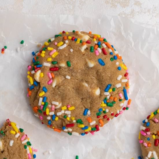 Crumbl cake batter blondie cookies - Recipe photo by lifestyleofafoodie