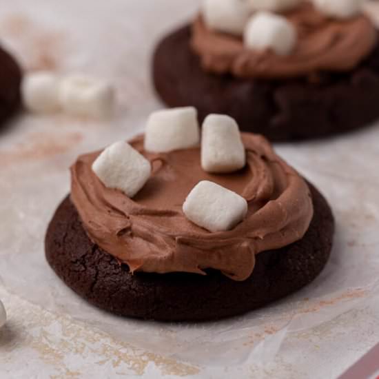 Crumbl frozen hot chocolate cookies - Recipe photo by lifestyleofafoodie