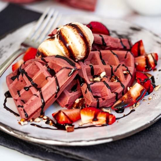 Red Velvet Waffles - Recipe photo by Sixhungryfeet
