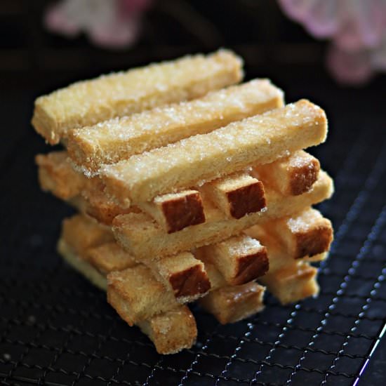 Butter Bread Sticks - Recipe photo by Anncoo