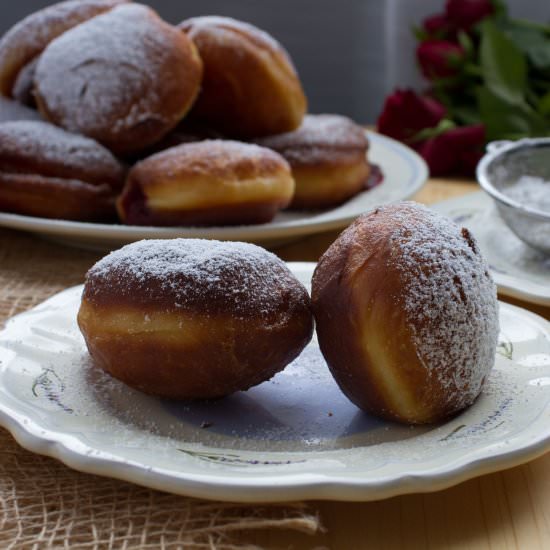 Donuts - Recipe photo by mecooks.com