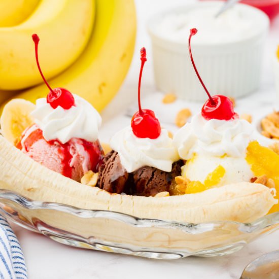 Banana Split - Recipe photo by icecreamfromscratch