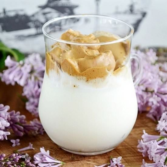 Cold and fit Dalgona Coffee - Recipe photo by Justynaaa