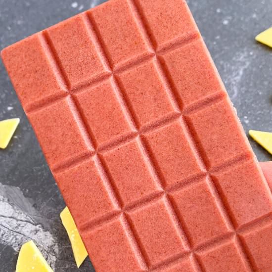 Vegan Ruby Chocolate (sugar-free) - Recipe photo by Revelinplants