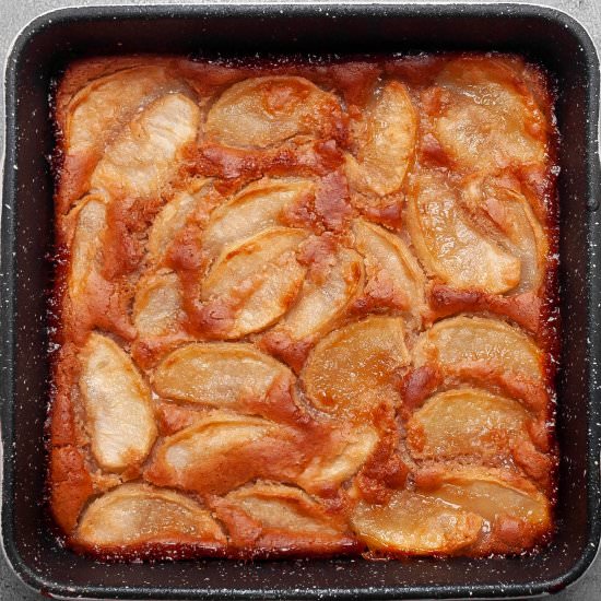 Bisquick Apple Cobbler - Recipe photo by KeyToMyLime