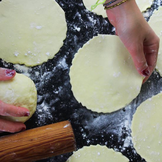 Basic empanada dough - Recipe photo by hornoMX