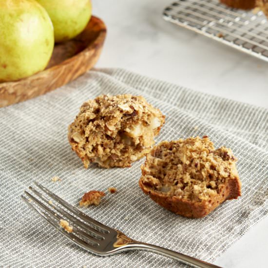 Pear and granola muffins - Recipe photo by 8thstreetmess