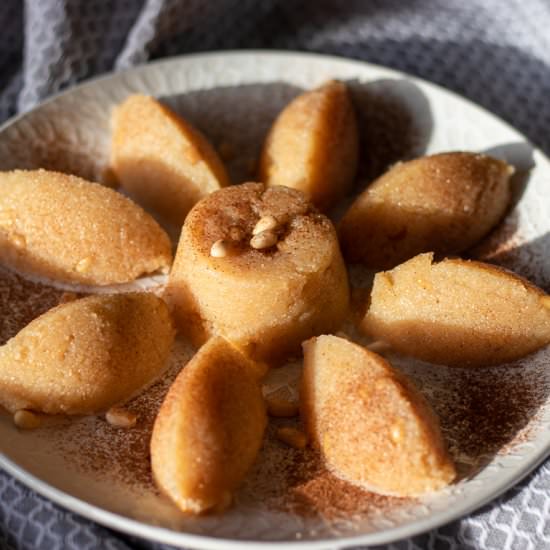 Irmik Helvasi (Semolina Halva) - Recipe photo by Cooking Gorgeous
