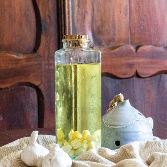 Garlic Olive Oil - Recipe photo by GiangisKitchen