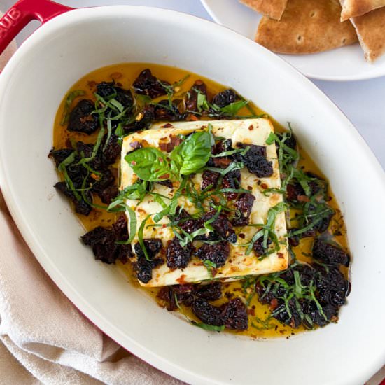 Sun-Dried Tomato Feta Dip - Recipe photo by Sugarylogic