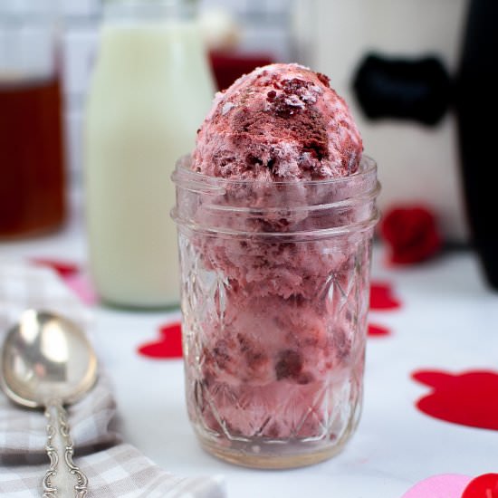Homemade Red Velvet Ice Cream - Recipe photo by MasonJarRecipe