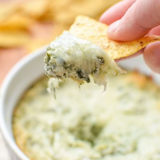 Spinach Artichoke Dip - Recipe photo by littlehomeinthemaking