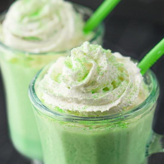 Keto Shamrock Shake Recipe - Recipe photo by MyLifeCookbook