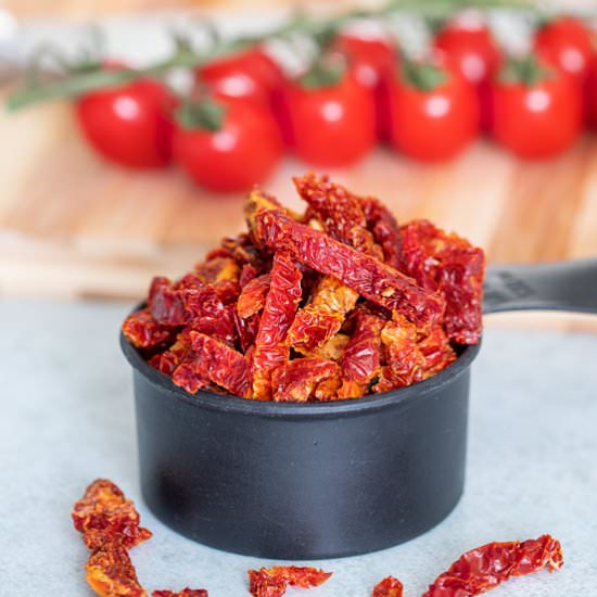 Get to know sun-dried tomatoes - Recipe photo by healingtomato
