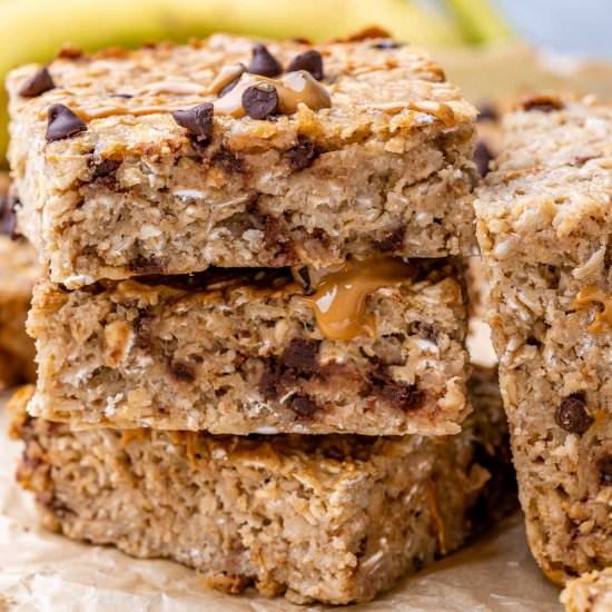 CHOCOLATE CHIP OATMEAL BREAKFAST BA - Recipe photo by healthyfitnessmeals