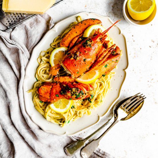 Lemon Garlic Creamy Lobster Pasta - Recipe photo by etfoodvoyage
