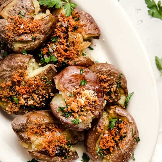 Garlic Parmesan Smashed Potatoes - Recipe photo by erinliveswhole