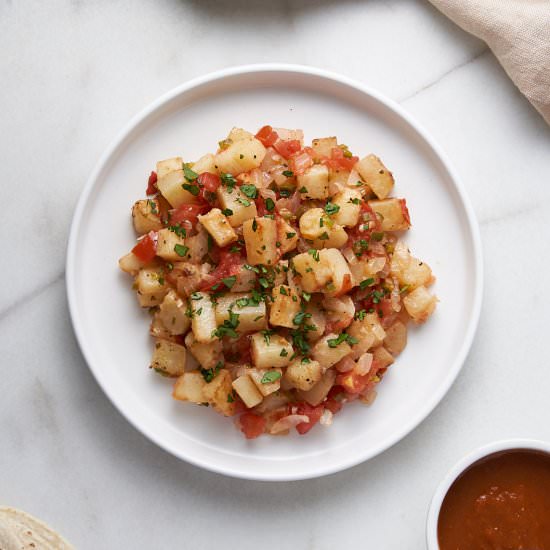 Quick & Easy Mexican-Style Potatoes - Recipe photo by brokebankvegan