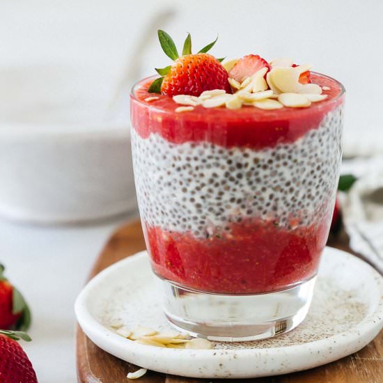 Strawberry Chia Pudding - Recipe photo by PrimaveraKitchen