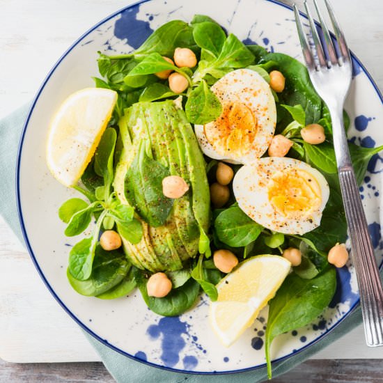 Superfood Chickpea Protein Salad - Recipe photo by EatNourishGlow