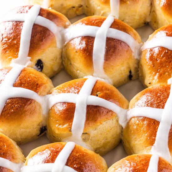 Hot Cross Buns - Recipe photo by AllThingsMamma