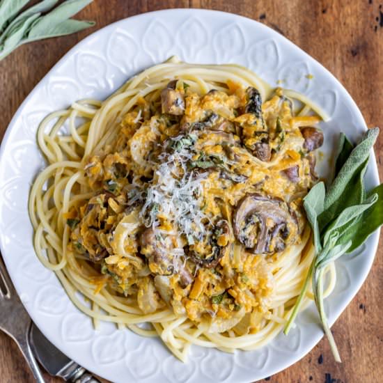 Butternut Squash Mushroom Pasta - Recipe photo by veggie desserts