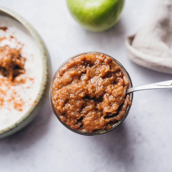 Easy Apple Curd Recipe - Recipe photo by moon and spoon and yum.