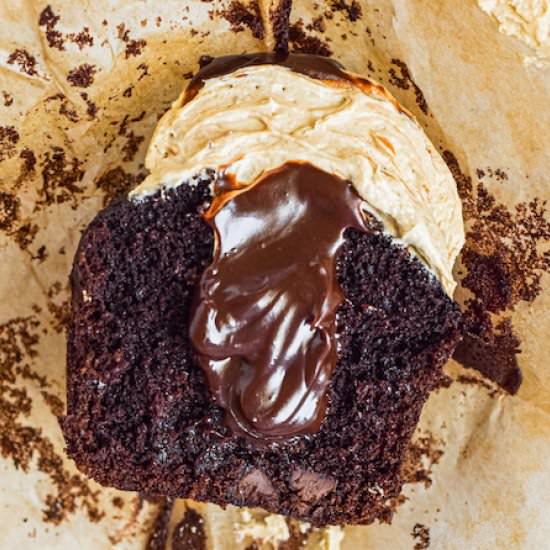 Irish Cream Cupcakes - Recipe photo by Annikaeats