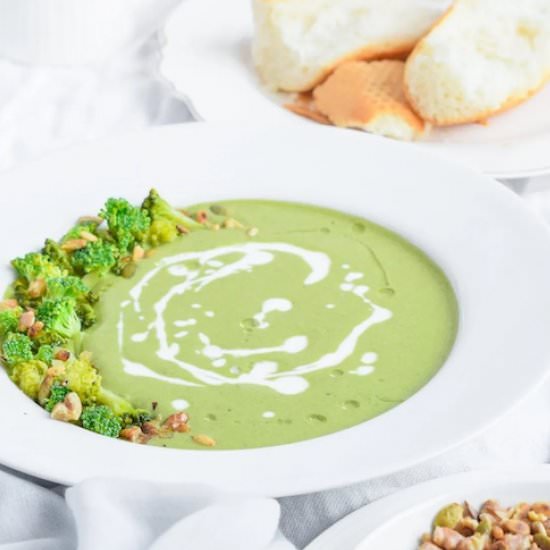 Beautiful Broccoli Soup - Recipe photo by Annikaeats