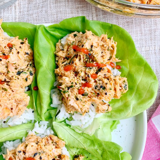 Spicy Salmon Lettuce Cups - Recipe photo by Theyummymuffin