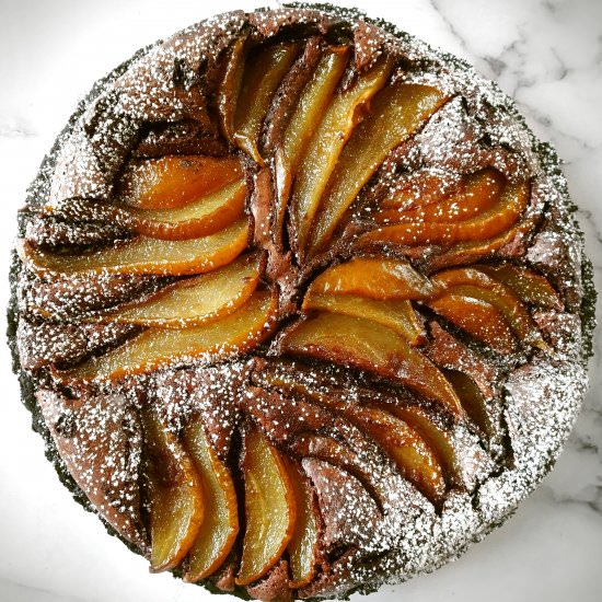 Chocolate and pear tart w/ sherry - Recipe photo by The Spanish Radish