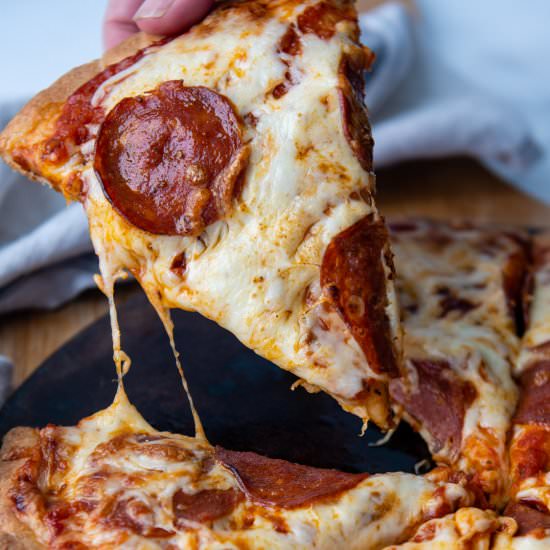 Gluten-Free Pizza Crust - Recipe photo by MamaGourmand