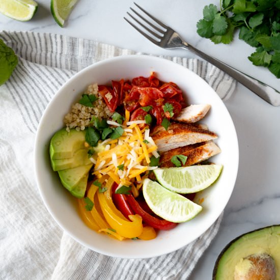 Quinoa Chicken Fajita Bowls - Recipe photo by freshapron